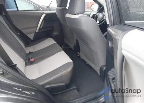 2013 Toyota Rav4 Le z USA, uszkodzony, nr VIN JTMZFREV3DD016318